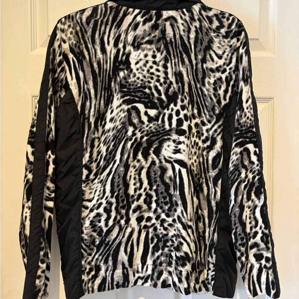 Zenergy by Chico's jacket, Animal Print Jacket with Black Accents‎ sise 2 =US 12